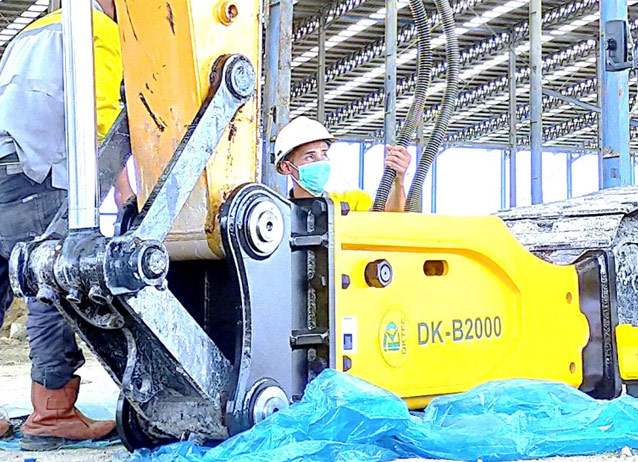 DKTEC Hydraulic Breaker & Attachments: Pendorong Kemajuan Industri Konstruksi